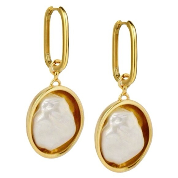 CELINE • Gold Cultured Baroque Pearl Huggie Hoop Drop Earrings - Picture 1 of 4